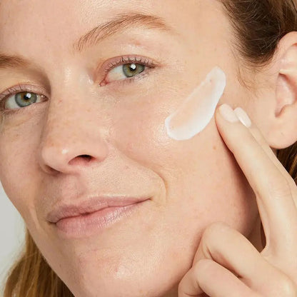 No7 Late frost Series -Moisturizer with -Moisturizes & Suitable for All Light BeigeTypes (1.69fl.oz)